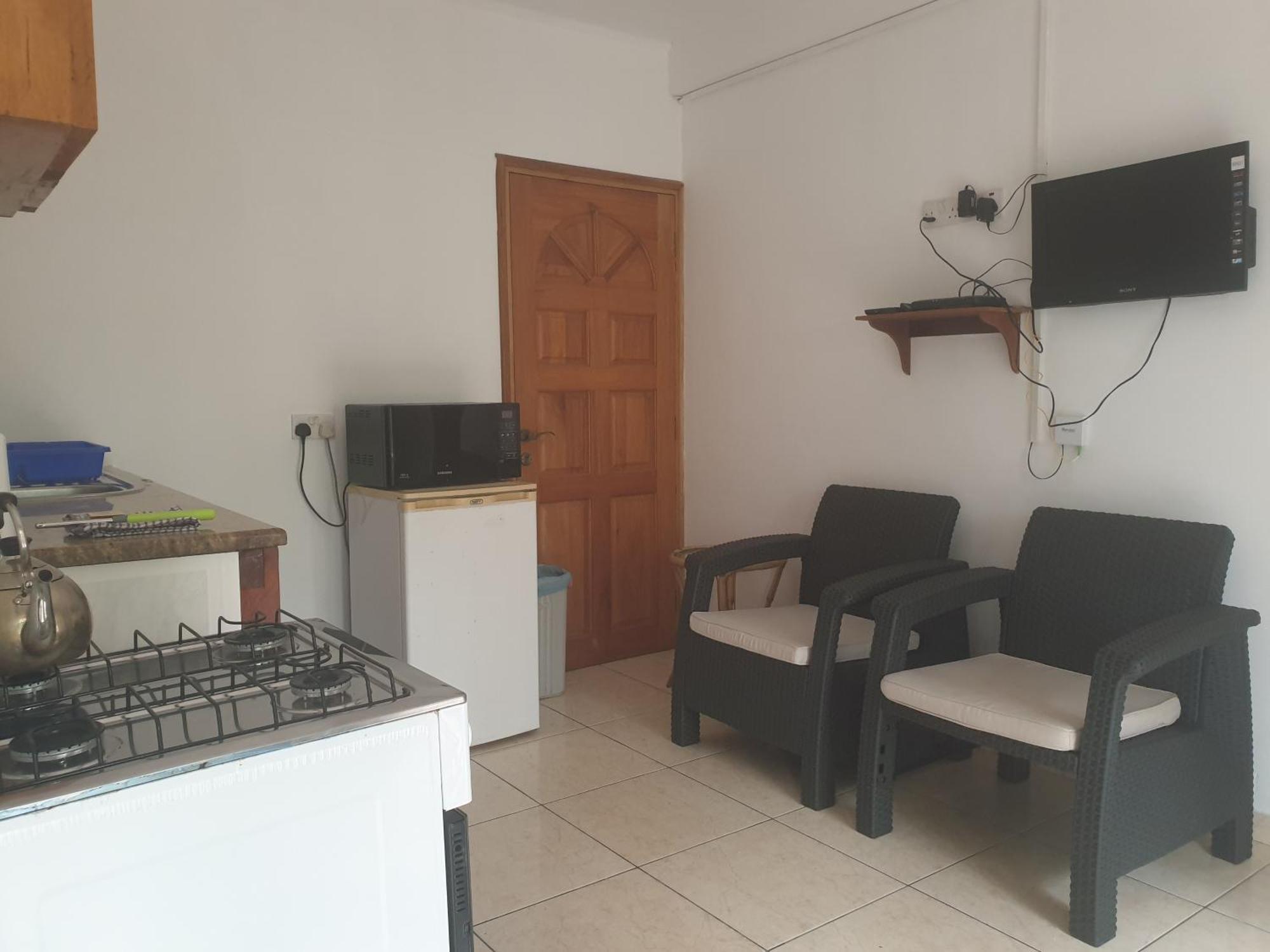 Palmont Commercial Self-Catering Apartments - Beau Vallon Exterior photo